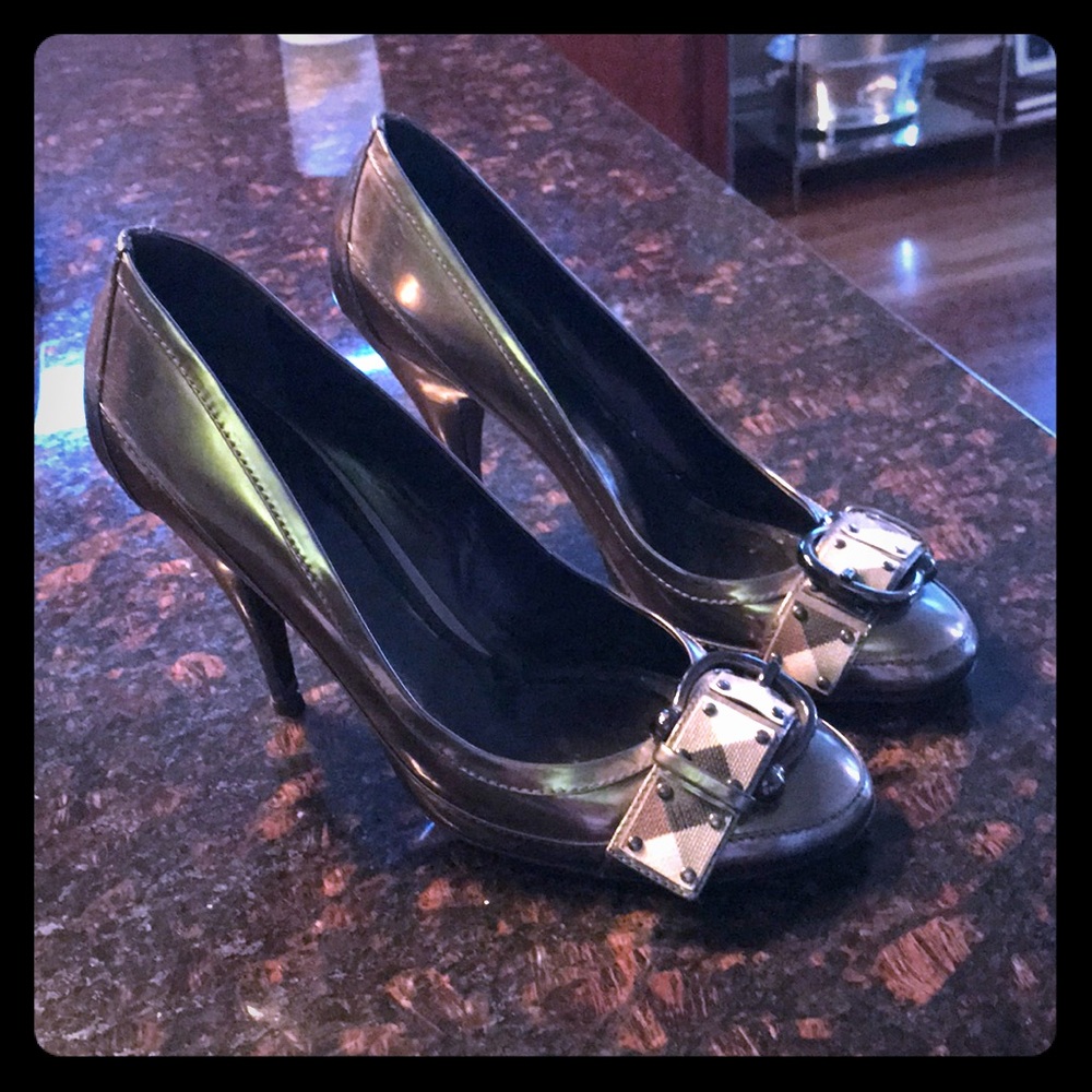 Burberry metallic heels